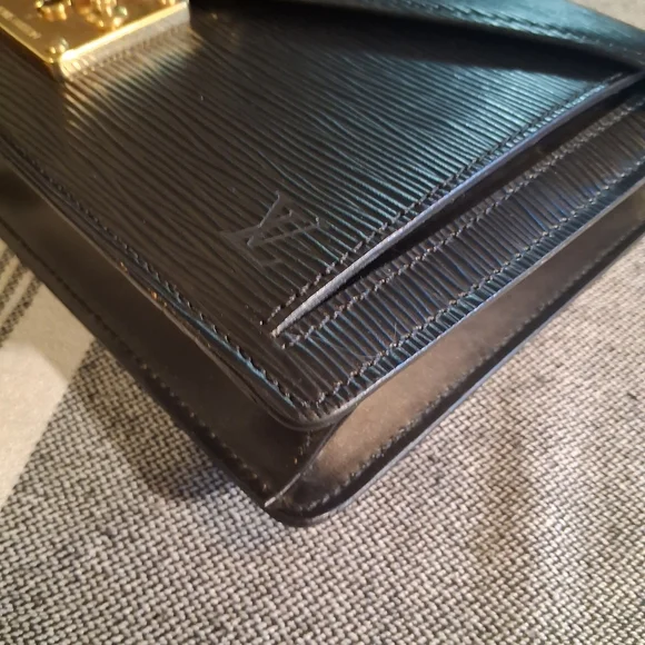 Louis Vuitton Black Clutch with Gold Hardware - Picture 7 of 16
